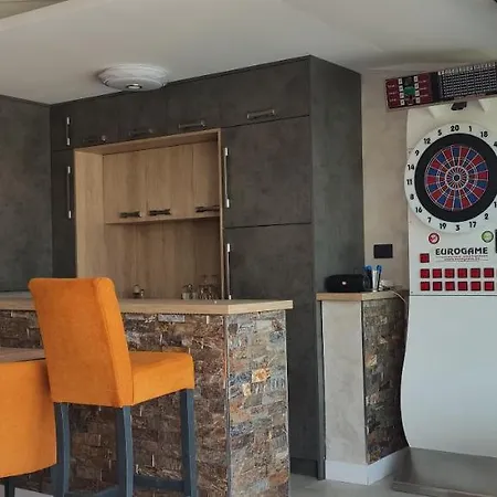 Villa Lux Aleksandar *