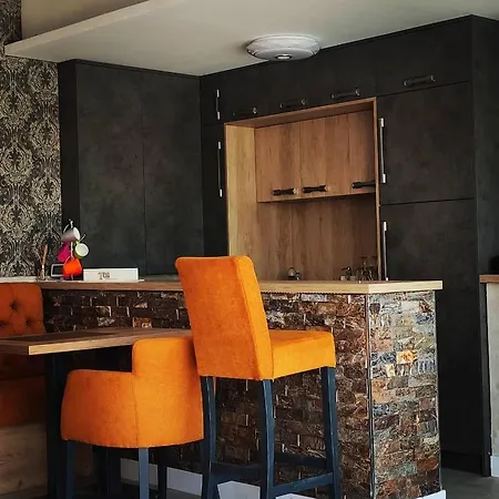 Lux Aleksandar Sremska Kamenica